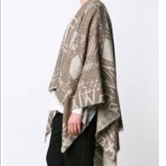 Vivienne Westwood Sweaters - Gorgeous Vivienne Westwood Beige Poncho BNWT